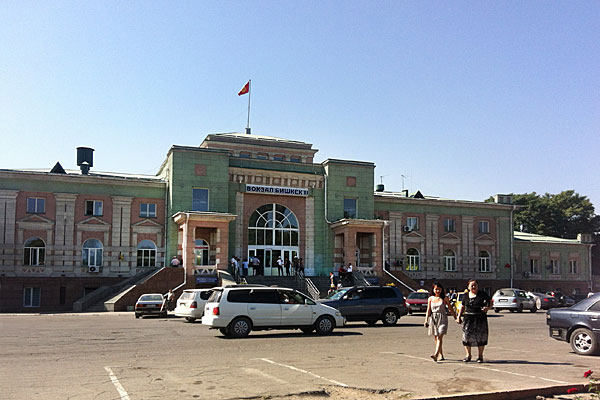 Bahnhof-Bischkek-2014